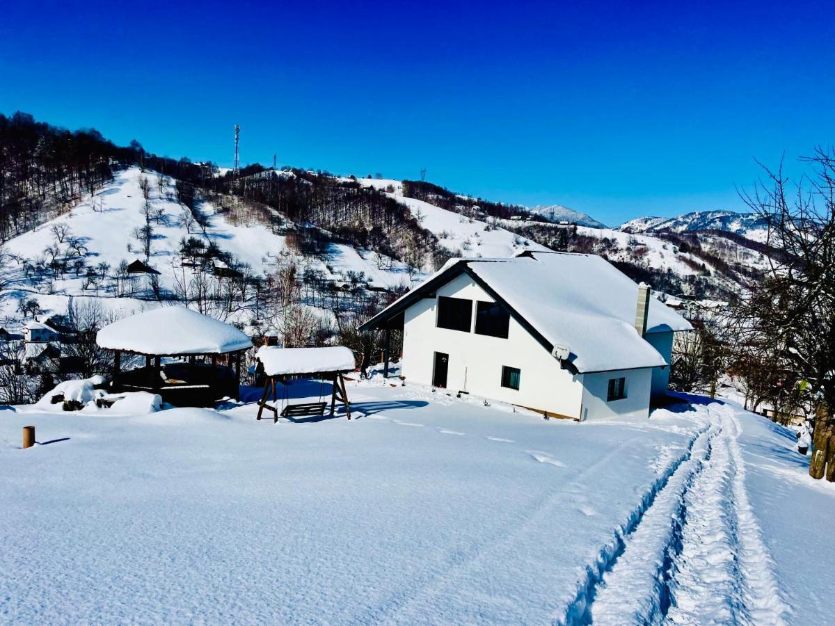 Bran Place La Odaie Simon Exteriör bild